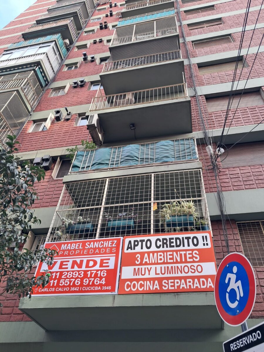 VENTA Departamanto 3 ambientes Boedo - 1