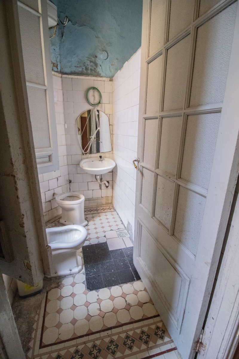 Casa de 3 Plantas con Patios y Terraza - 505m² - Congreso - Pensión/Hotel - Escuchan ofertas - 11