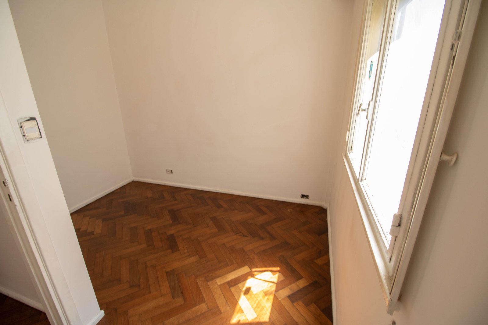 Departamento 3 Ambientes con dependencia - Balcón terraza - Apto crédito - Escucha ofertas - Congreso - 8