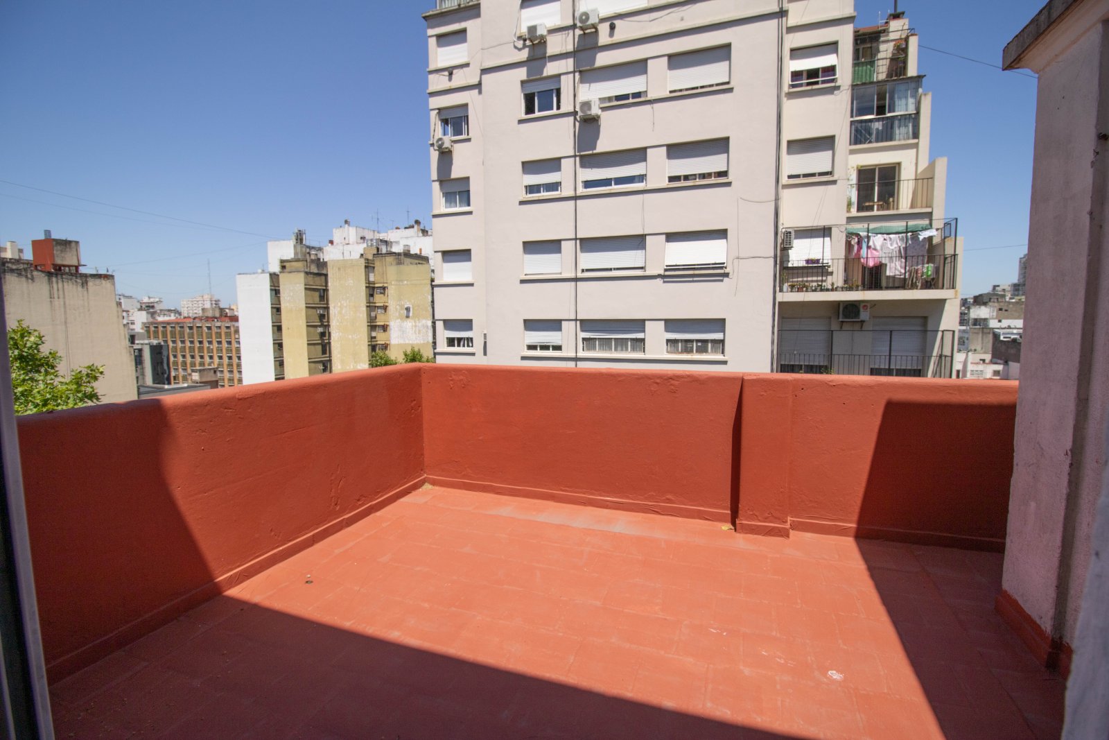 Departamento 3 Ambientes con dependencia - Balcón terraza - Apto crédito - Escucha ofertas - Congreso - 4