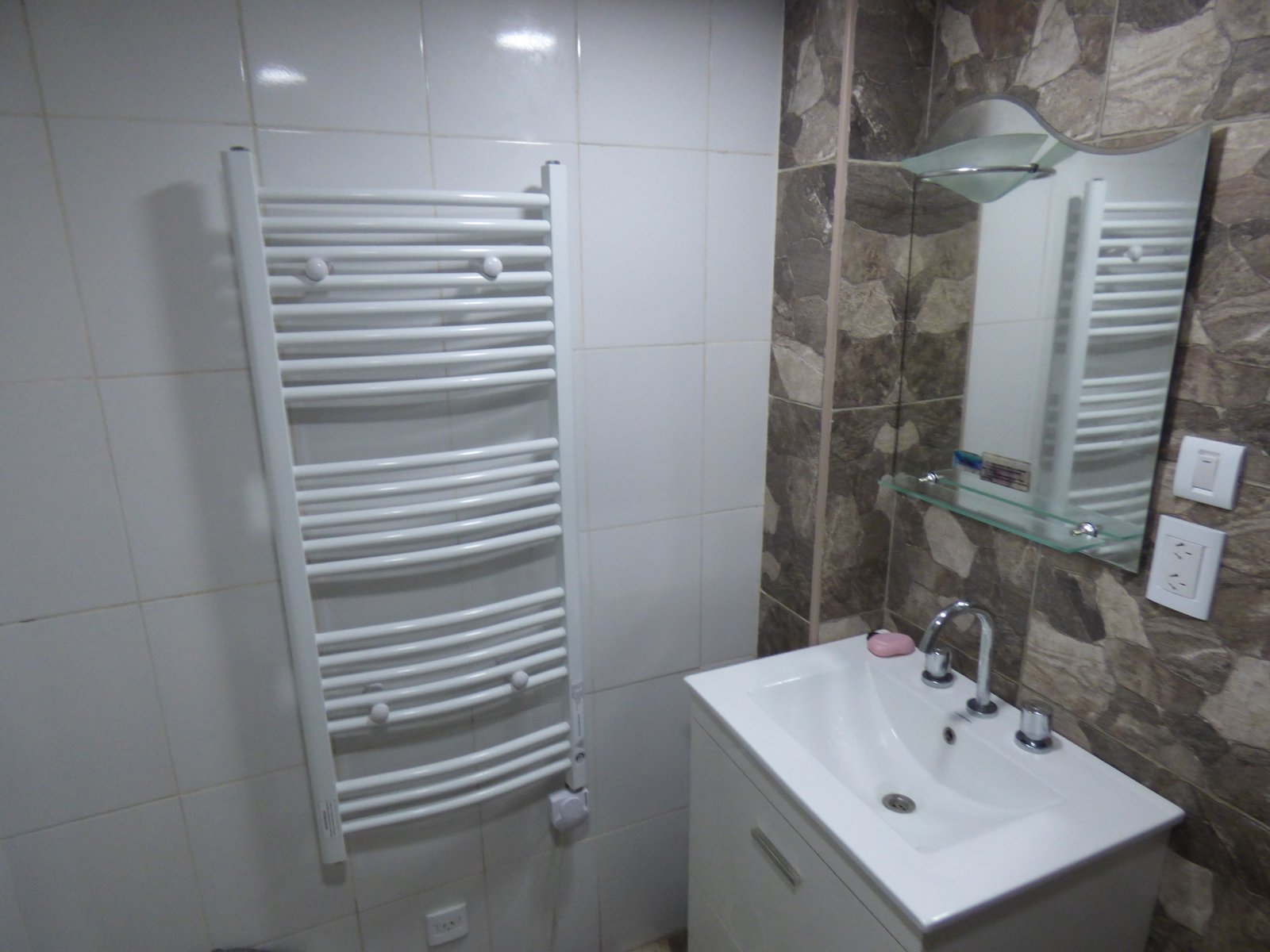 Loft tipo casa Totalmente reciclado - 30m² -- Shopping Aldrey - Sin expensas - 14