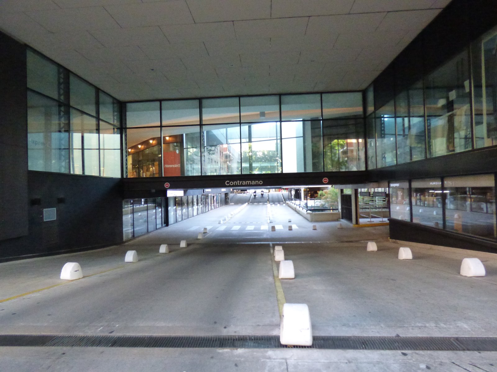 Loft tipo casa Totalmente reciclado - 30m² -- Shopping Aldrey - Sin expensas - 18