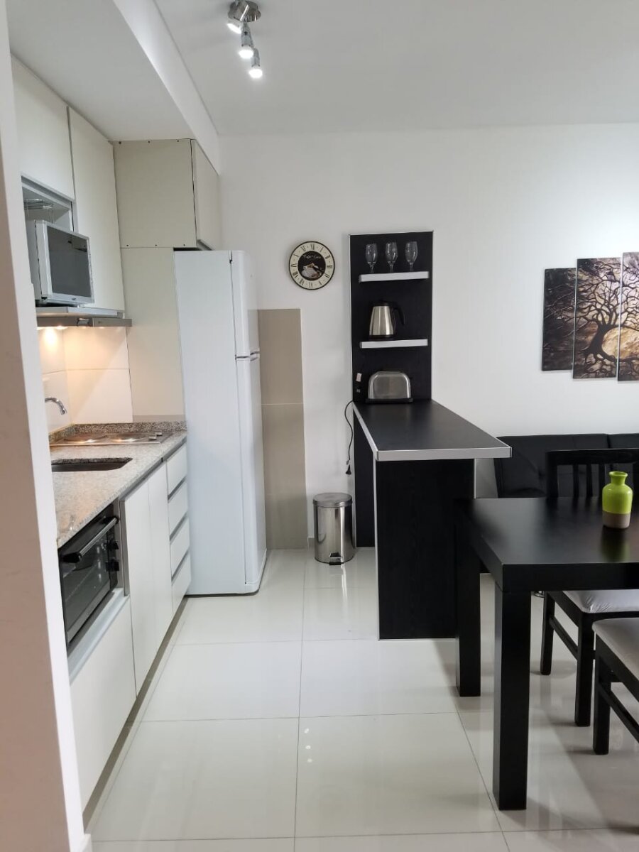 Palermo, Fitz Roy 2300, piso 7, 2 amb, 50m2, u$s 1,200 + luz. - 20