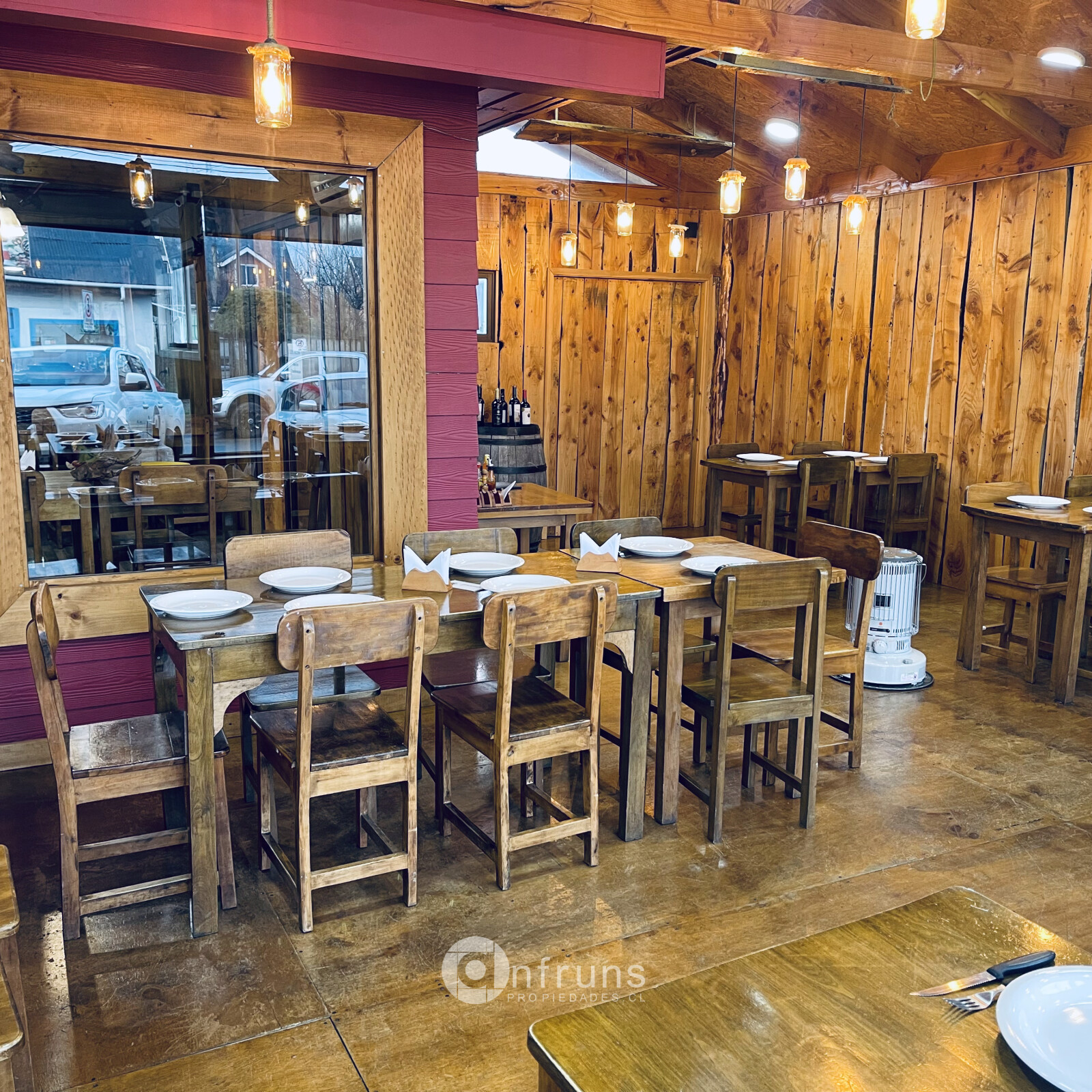 Local Comercial en Venta en Coyhaique | 4 Dormitorios | 3 Baños | 290 m² | $5.000.000 - 5