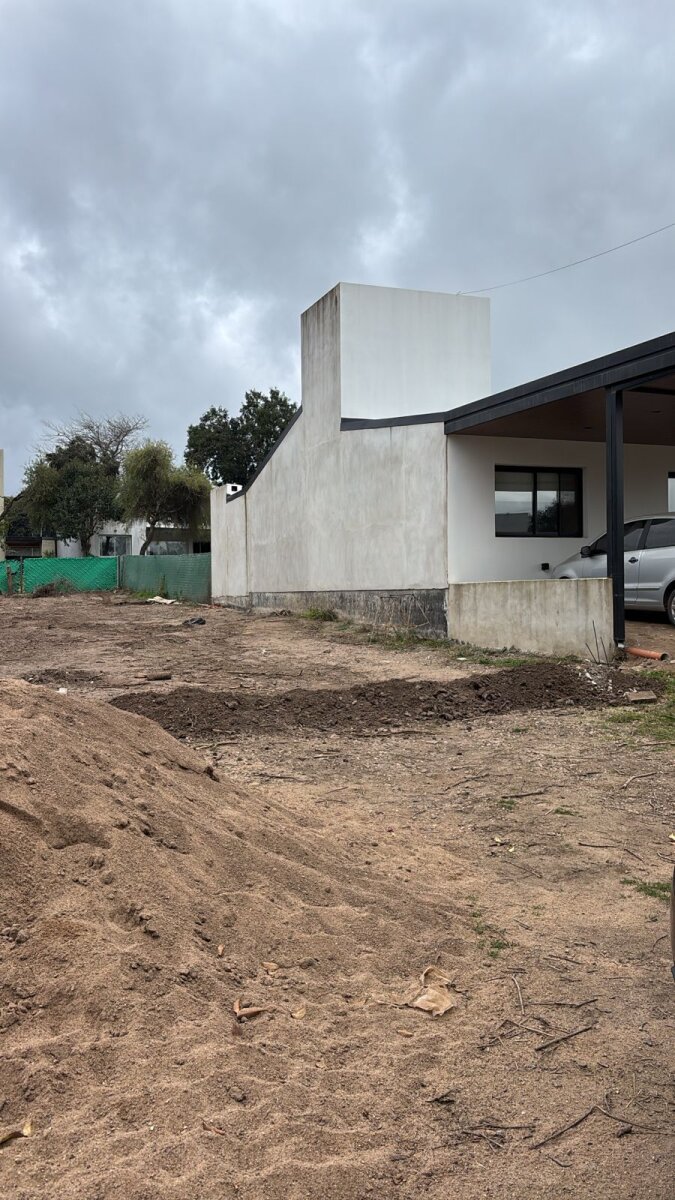 VENTA 2 LOTES  JUNTOS EN BARRIO VILLA CATALINA/RUTA53  CON ESCRITURA - Imagen 8