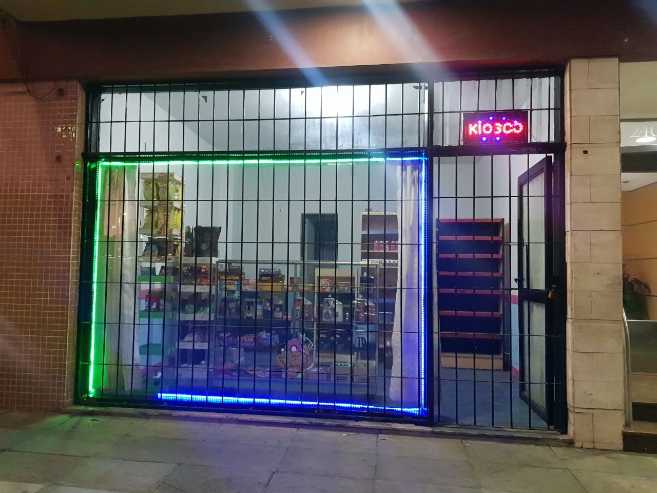 Pompeya Local Venta Gual 2404- DLS 35.000 - 2
