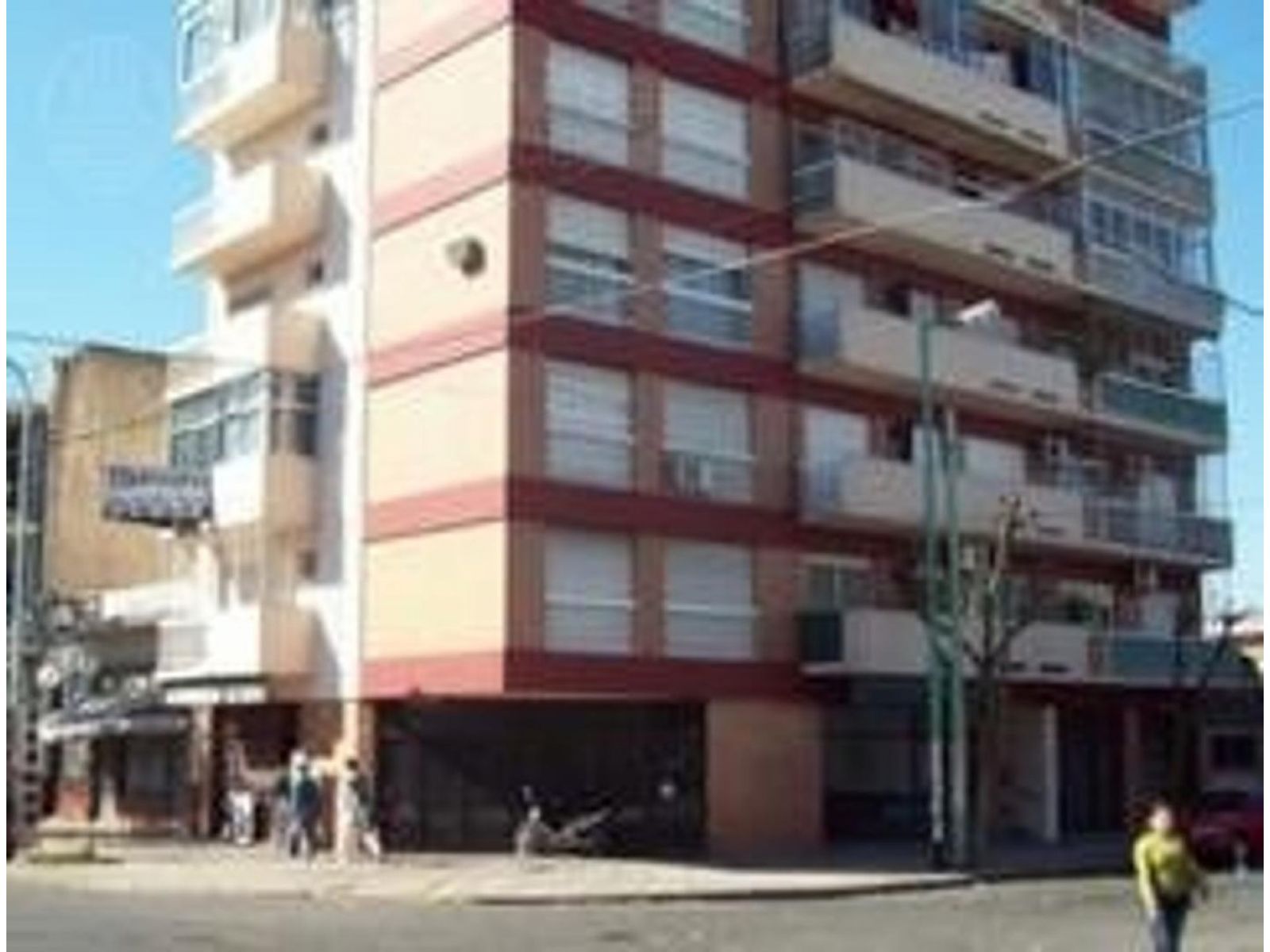 Pompeya Local Venta Gual 2404- DLS 35.000 - 3