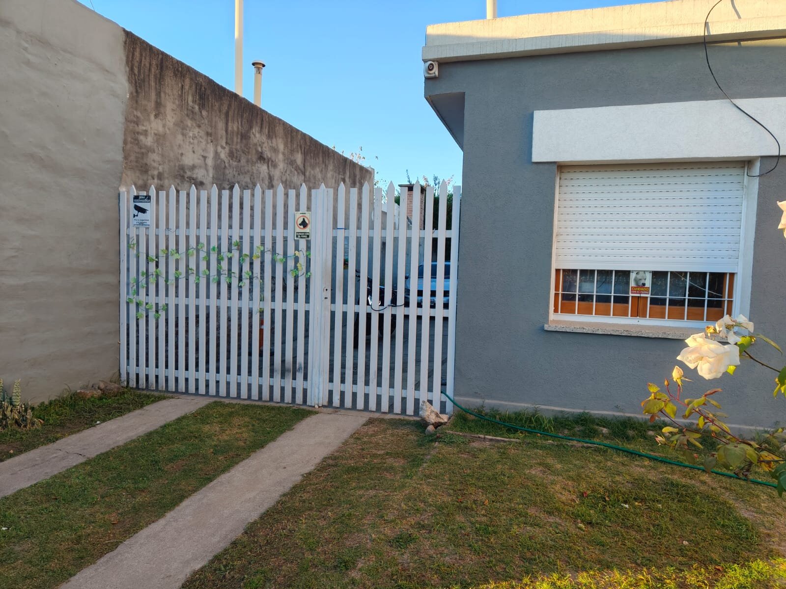 Casa de 3 dorm. barrio Acosta Oportunidad - Imagen 2