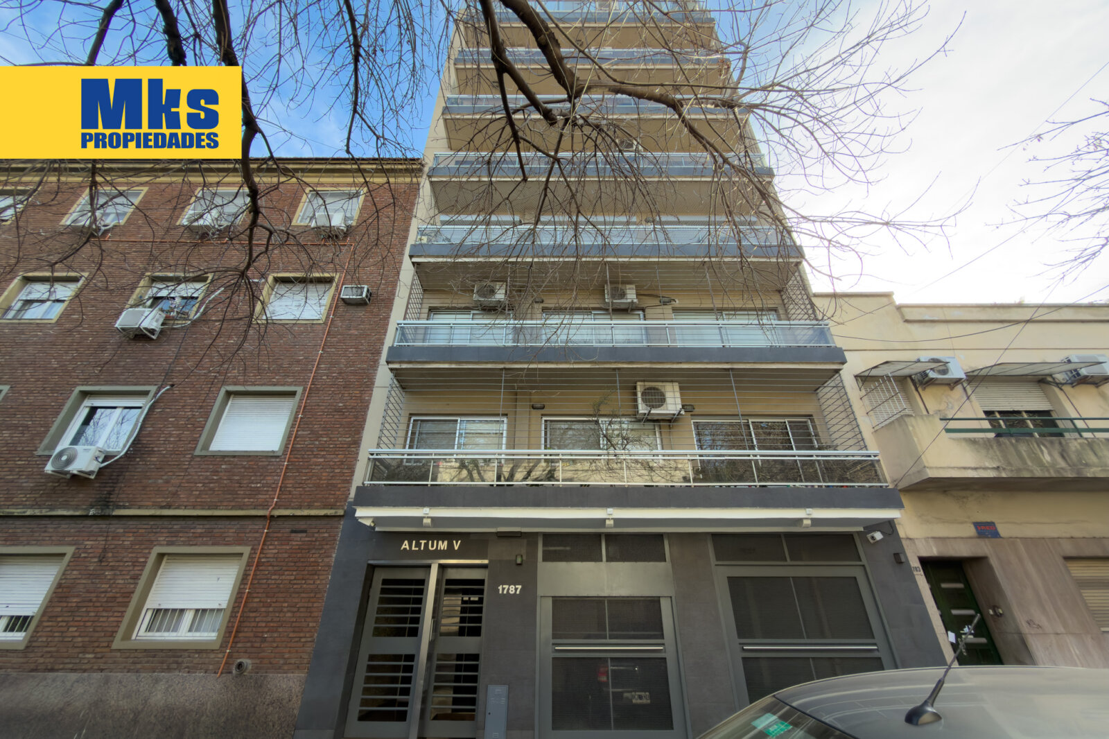 Olavarria y Montes de Oca. Departamento Moderno en venta 3 ambientes con Balcón - 26