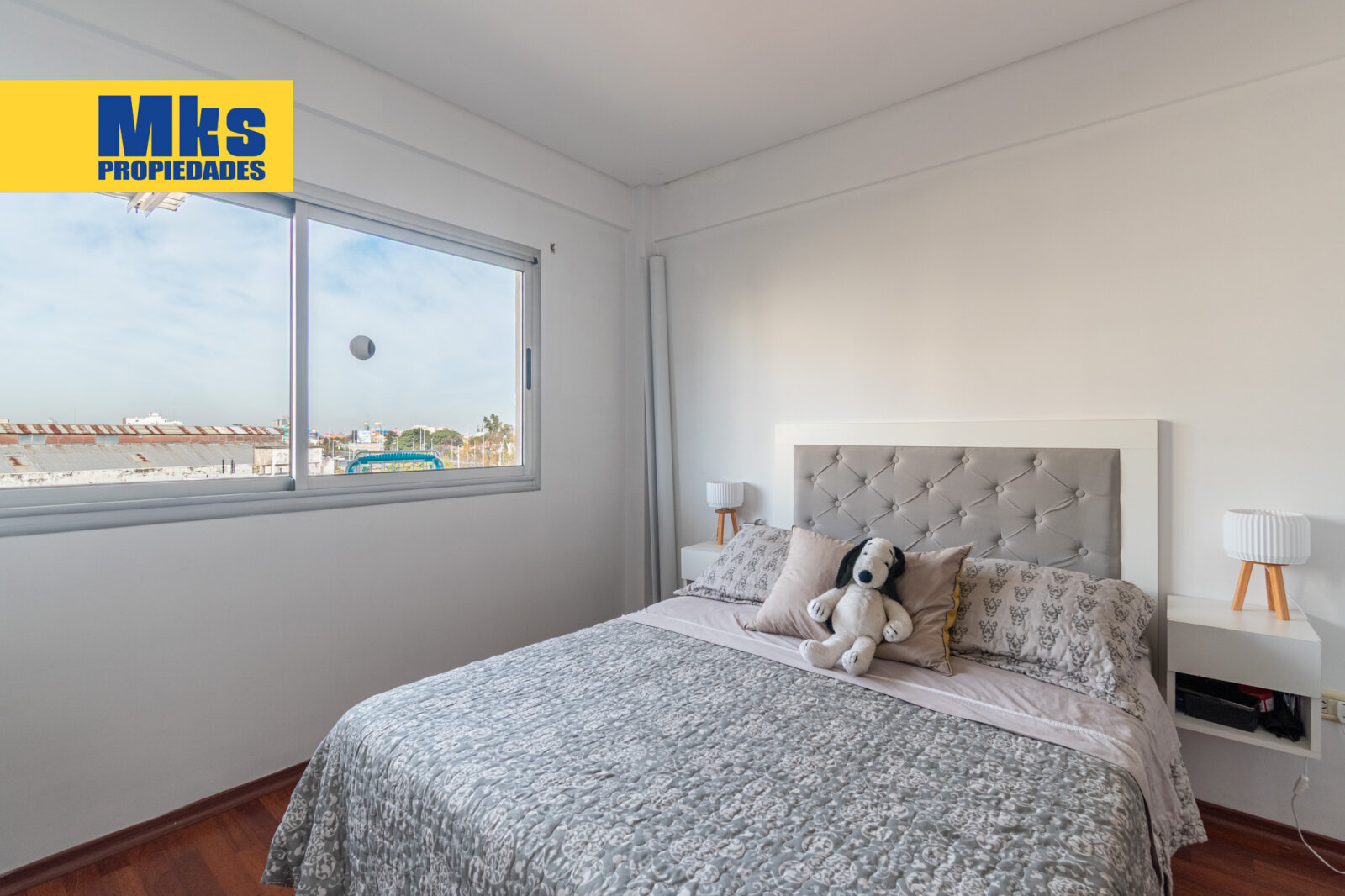 Olavarria y Montes de Oca. Departamento Moderno en venta 3 ambientes con Balcón - 12