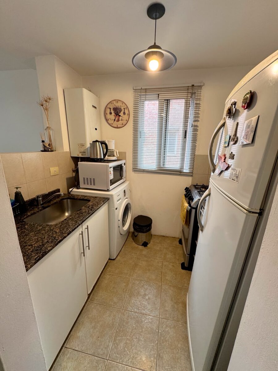 Alquilo depto 1 dormitorio AMOBLADO c/ cochera - Imagen 6