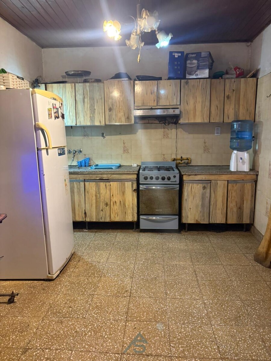 CASA A REFACCIONAR - INGENIERO MASCHWITZ - 12