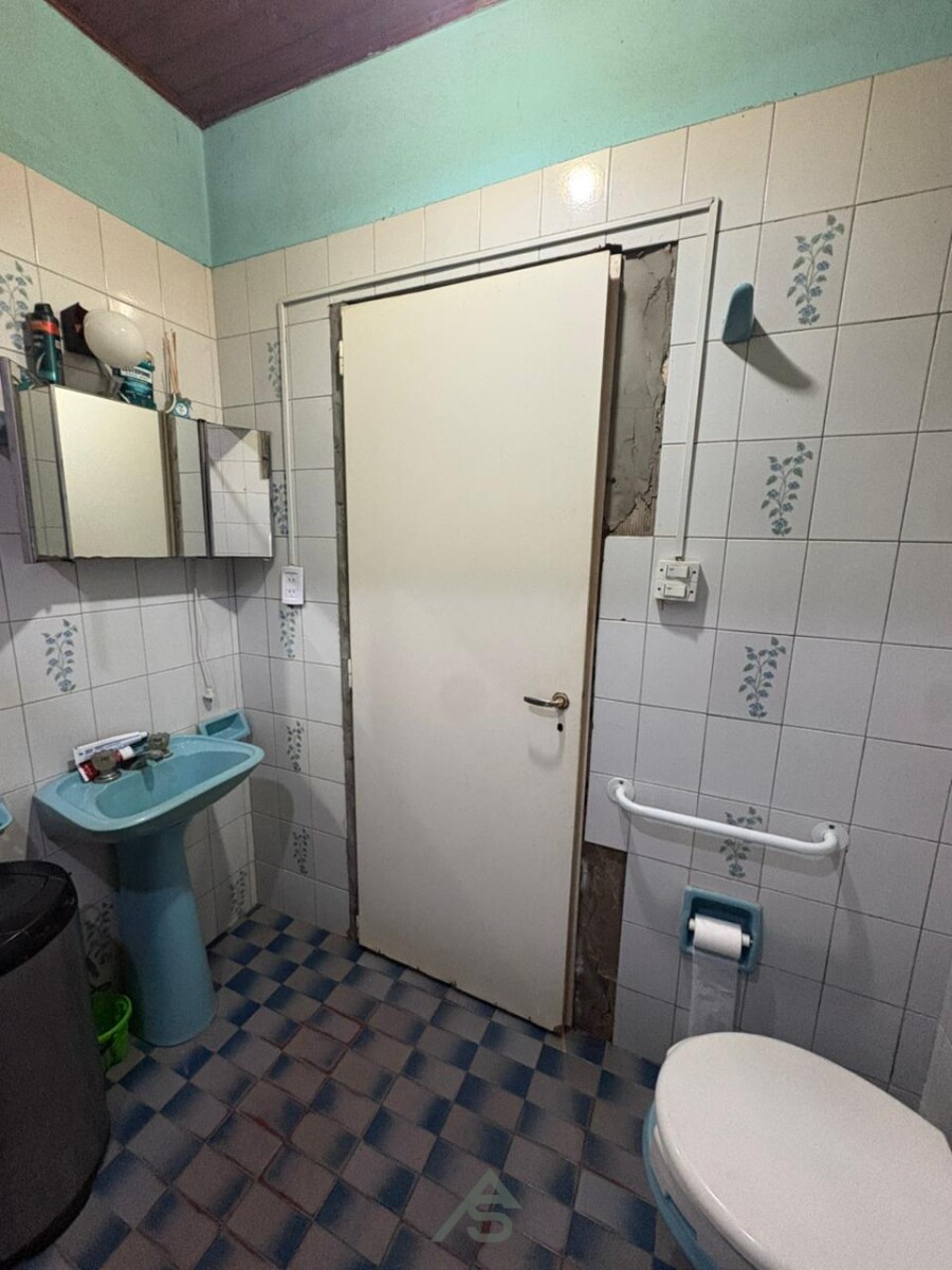 CASA A REFACCIONAR - INGENIERO MASCHWITZ - 9