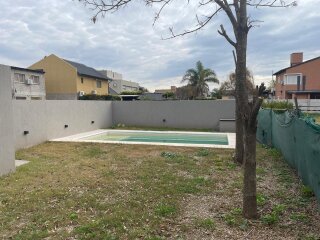 Casas - Funes - Venta