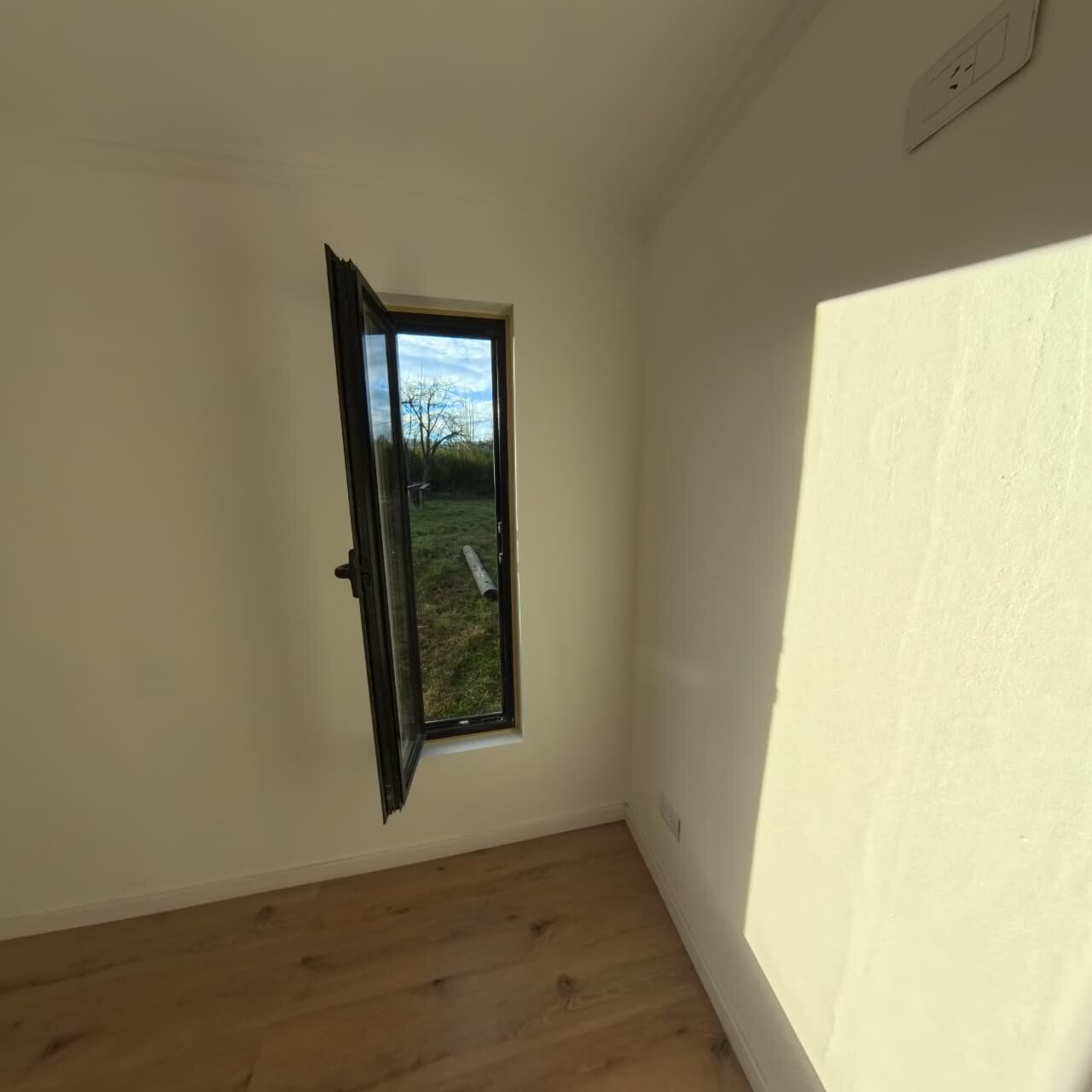 SE VENDE VIVIENDA SOBRE CONTENEDOR MARITIMO - 5