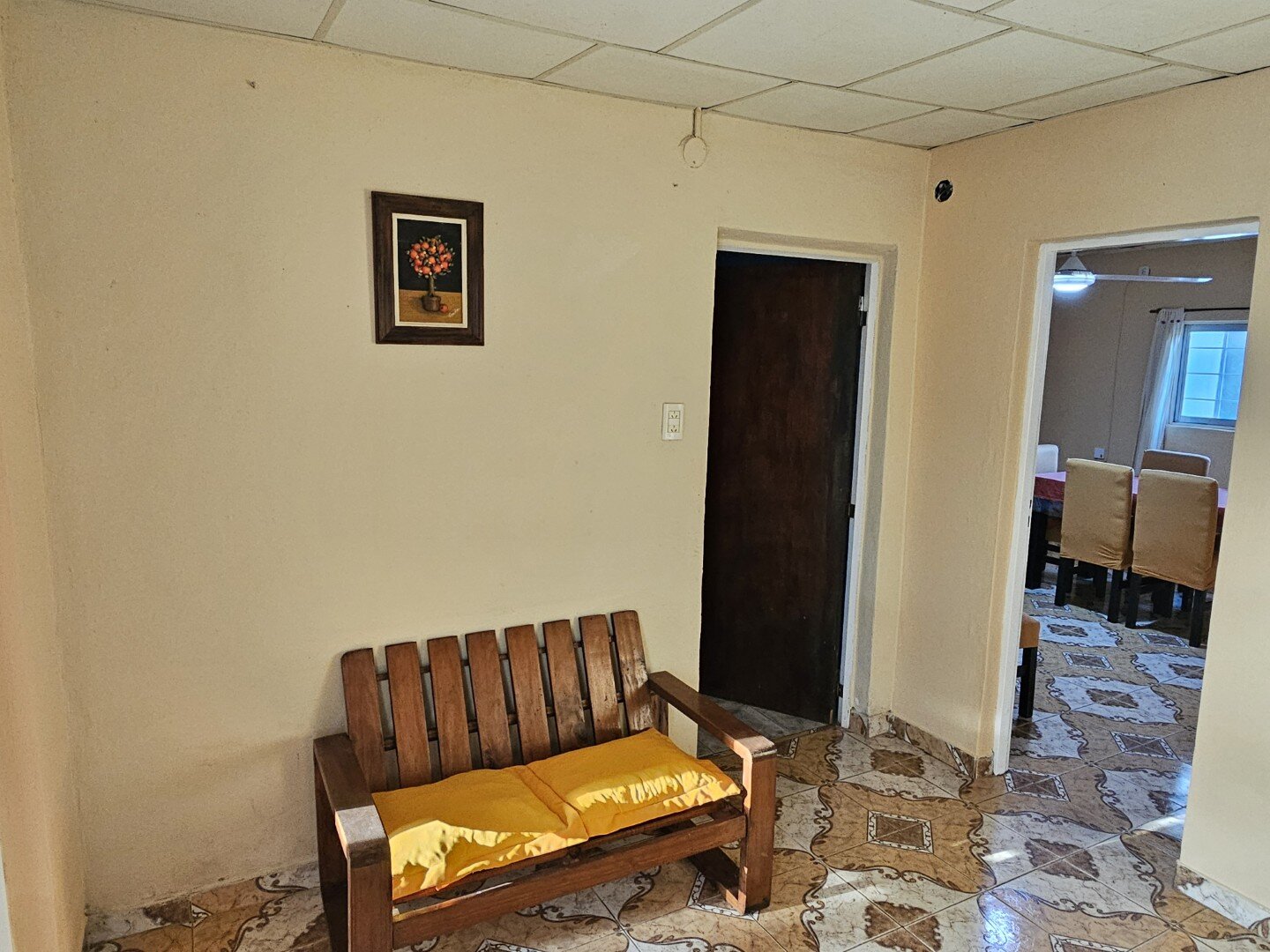 VENTA | Casa de 1 dormitorio con patio y espacio para vehículo! Montenegro e/ Los Cardenales y Los Pescadores - 14