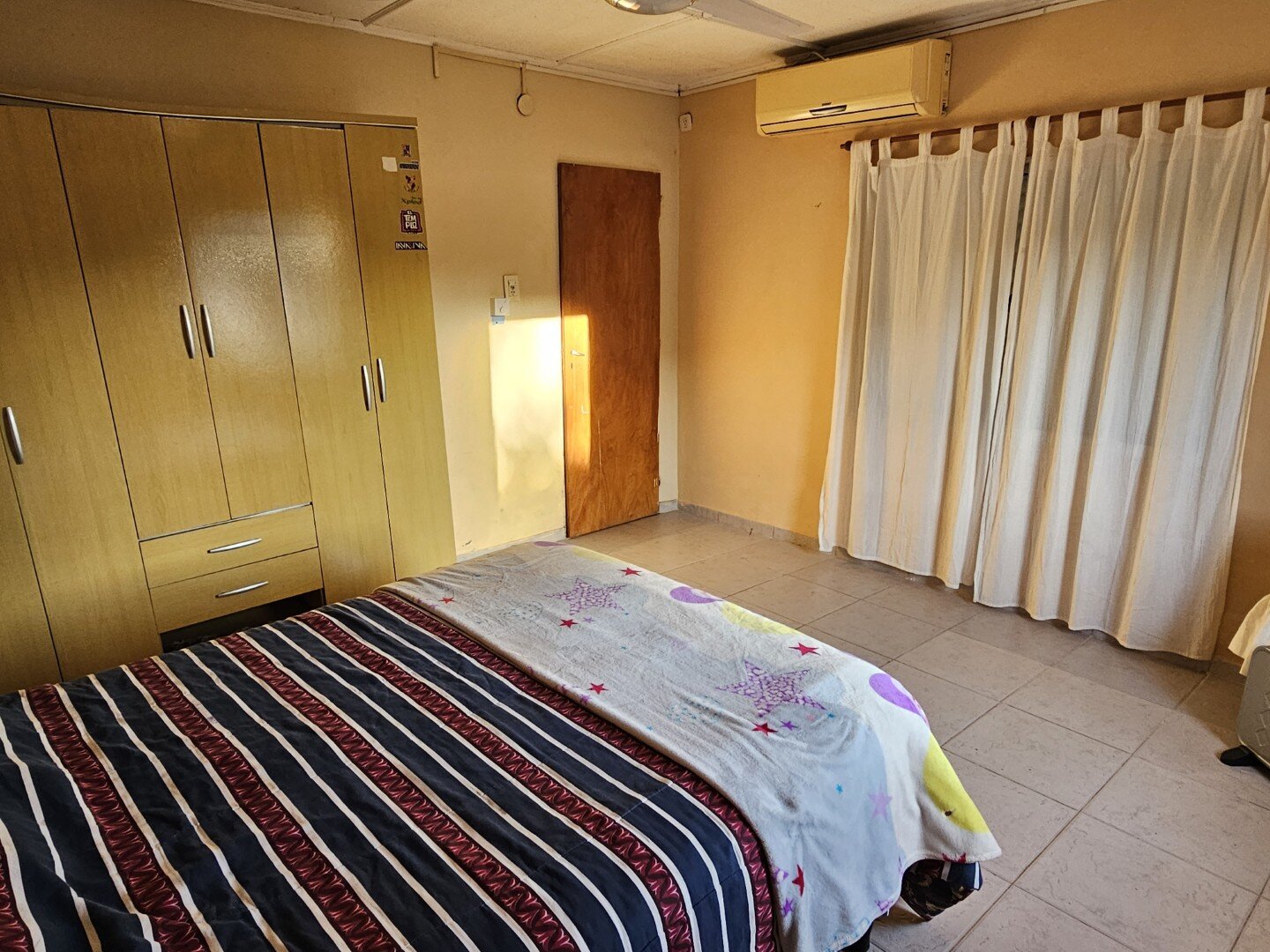 VENTA | Casa de 1 dormitorio con patio y espacio para vehículo! Montenegro e/ Los Cardenales y Los Pescadores - 15
