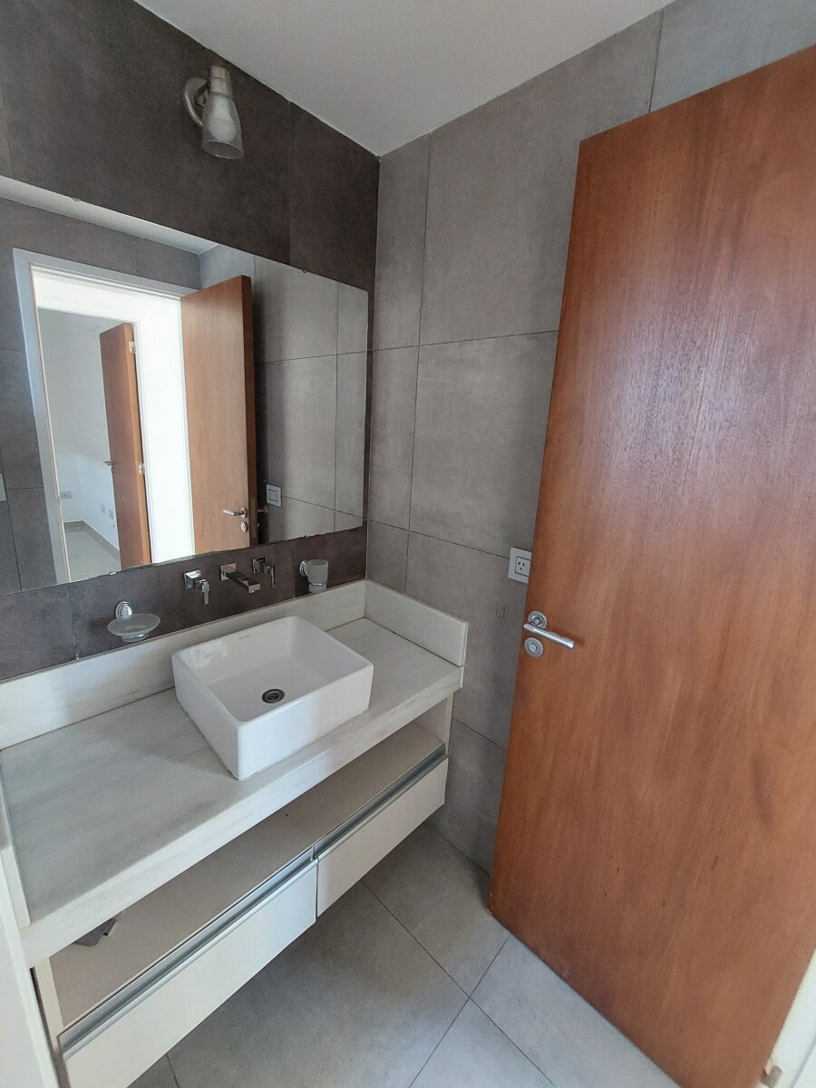 Depto de 3 dormitorios en alquiler Torre vip complejo opera - Imagen 13