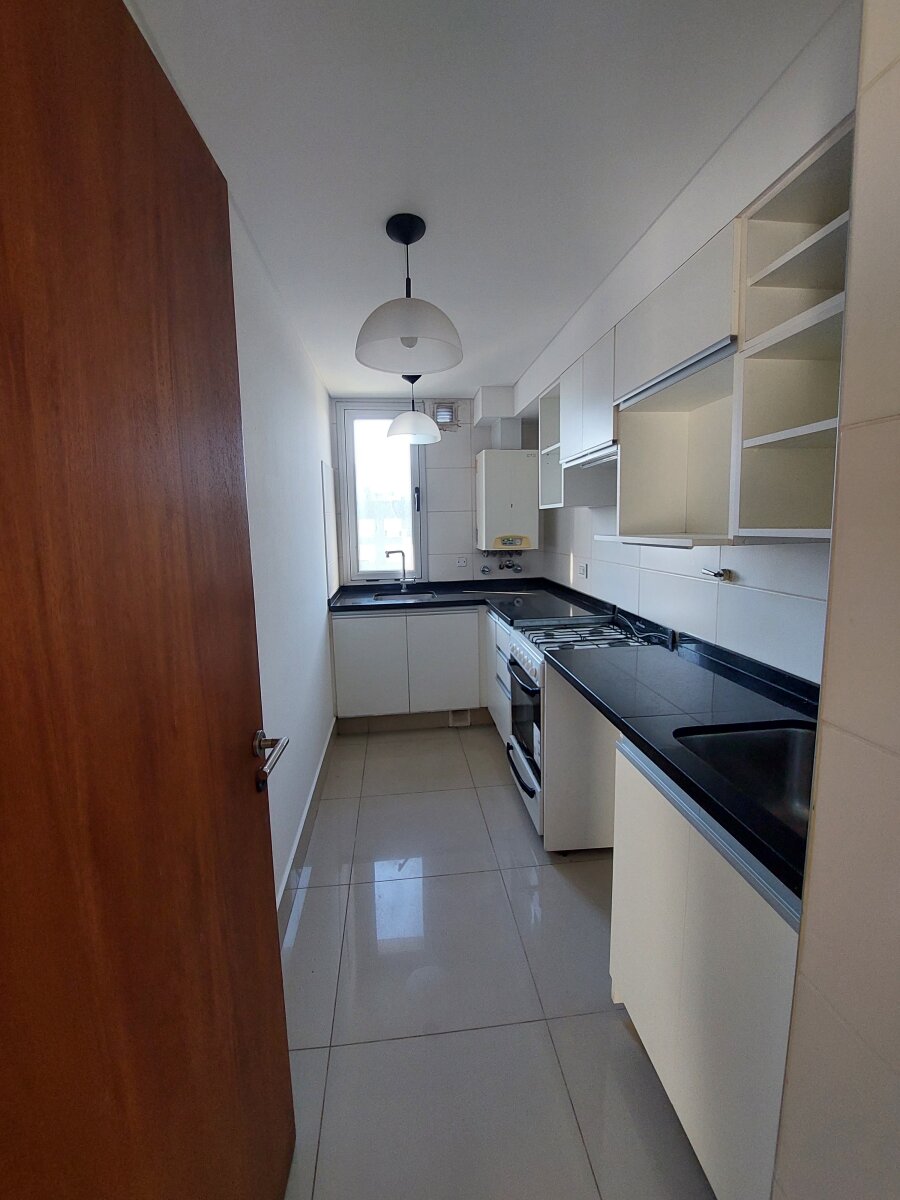 Depto de 3 dormitorios en alquiler Torre vip complejo opera - Imagen 4