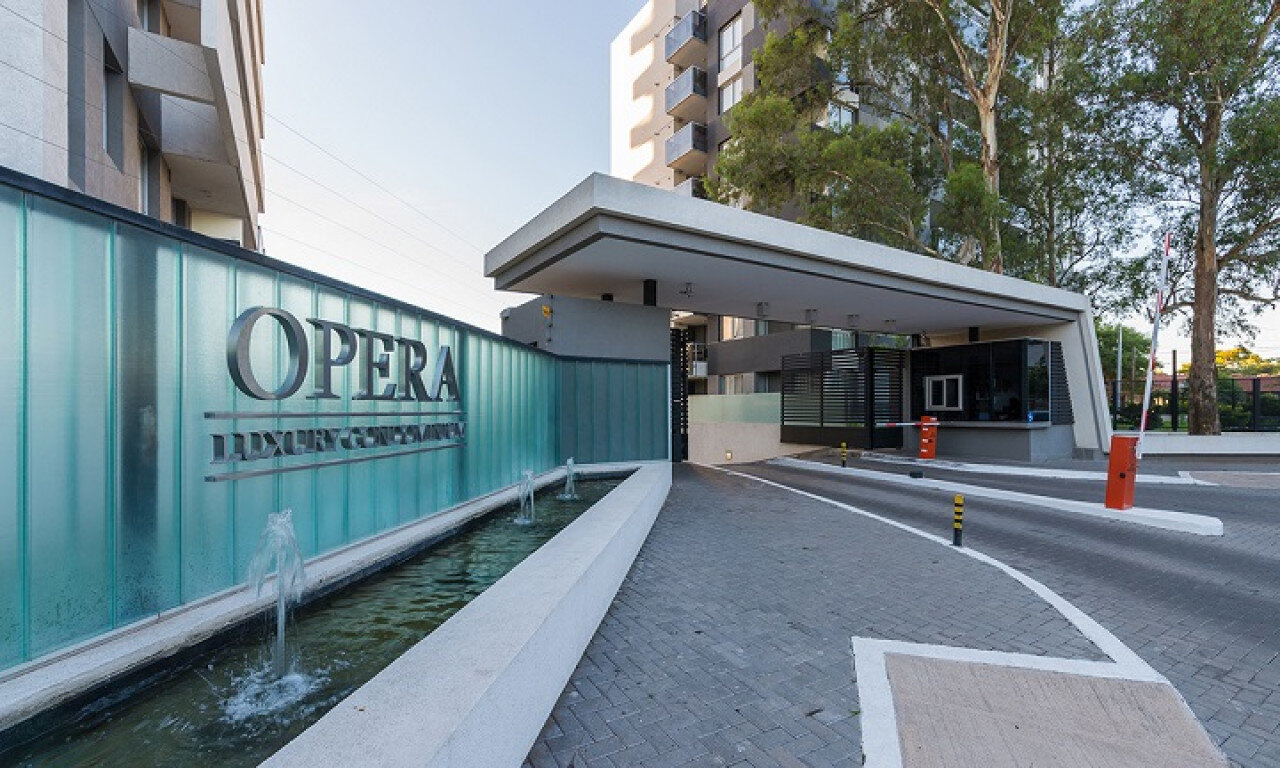 Depto de 3 dormitorios en alquiler Torre vip complejo opera