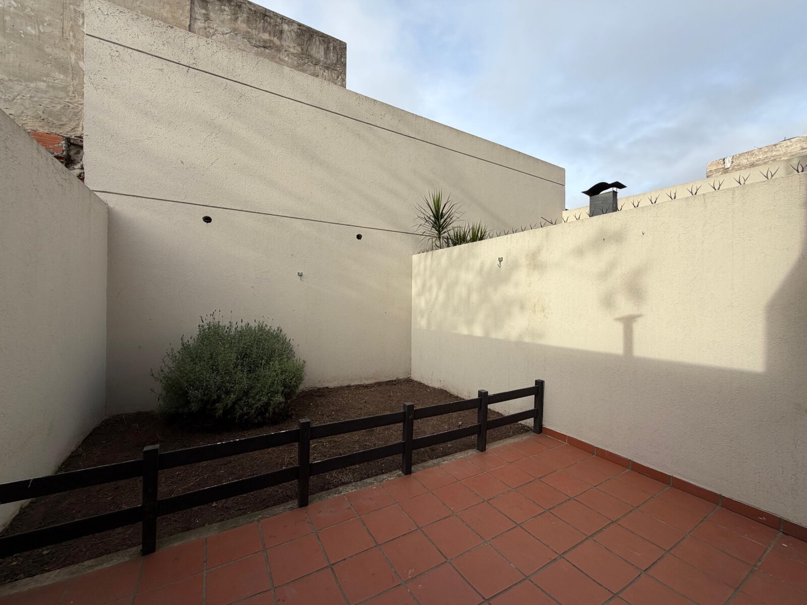 Hermoso departamento de 2 ambientes en PB con Patio y Jardín - 22