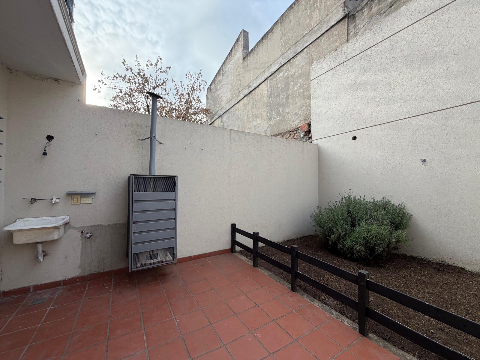 Hermoso departamento de 2 ambientes en PB con Patio y Jardín - 21
