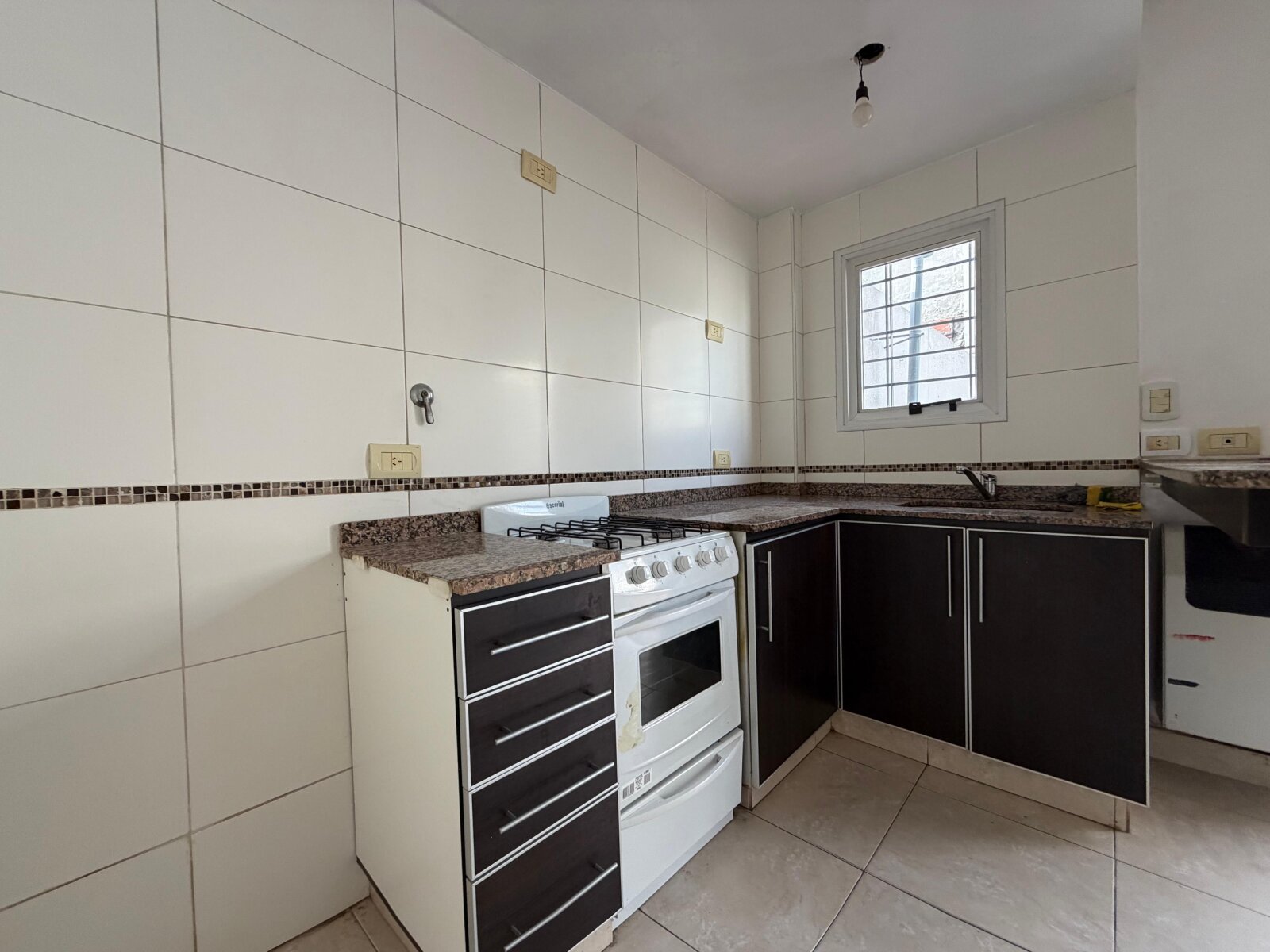 Hermoso departamento de 2 ambientes en PB con Patio y Jardín - 8