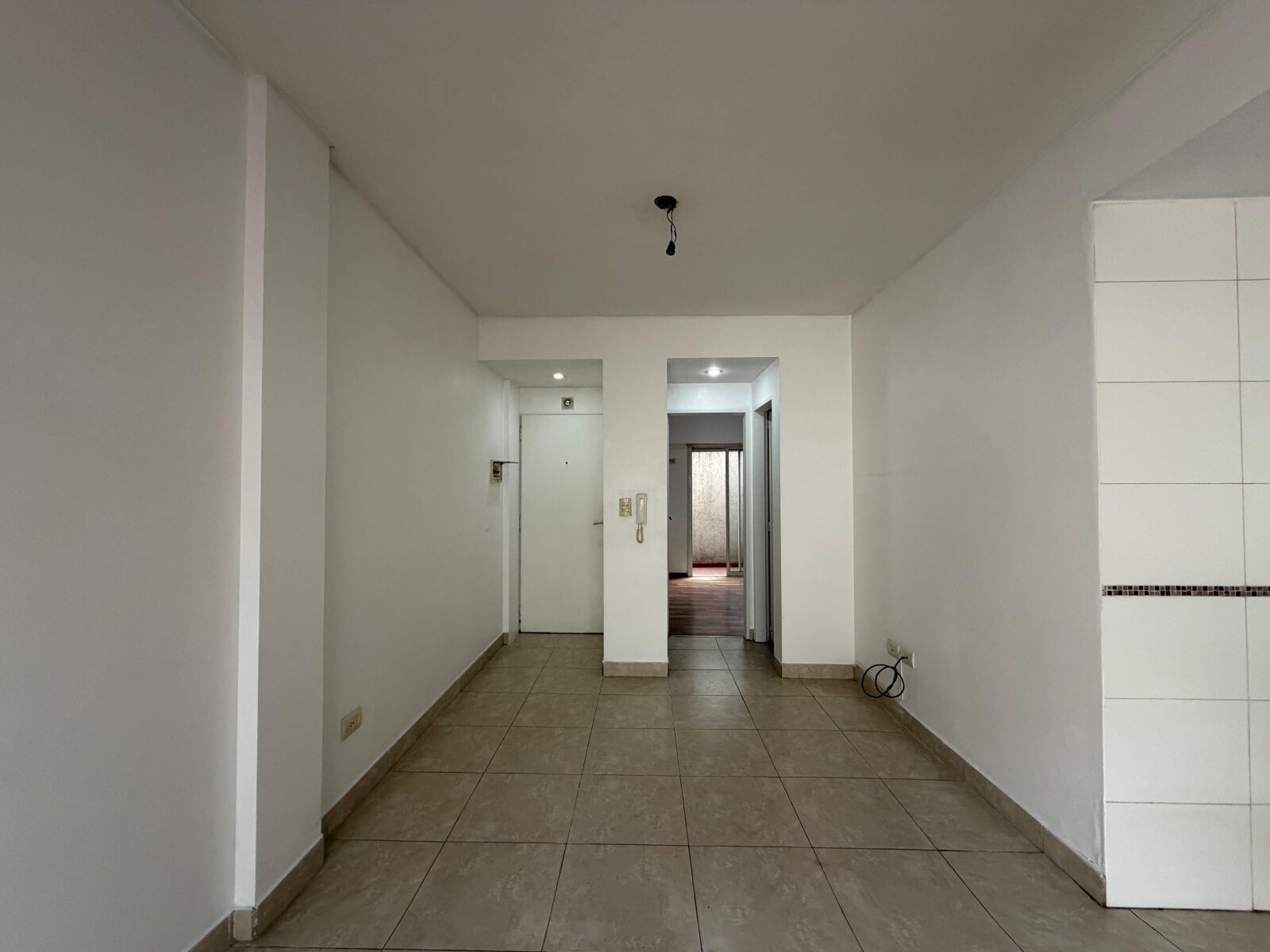 Hermoso departamento de 2 ambientes en PB con Patio y Jardín - 3