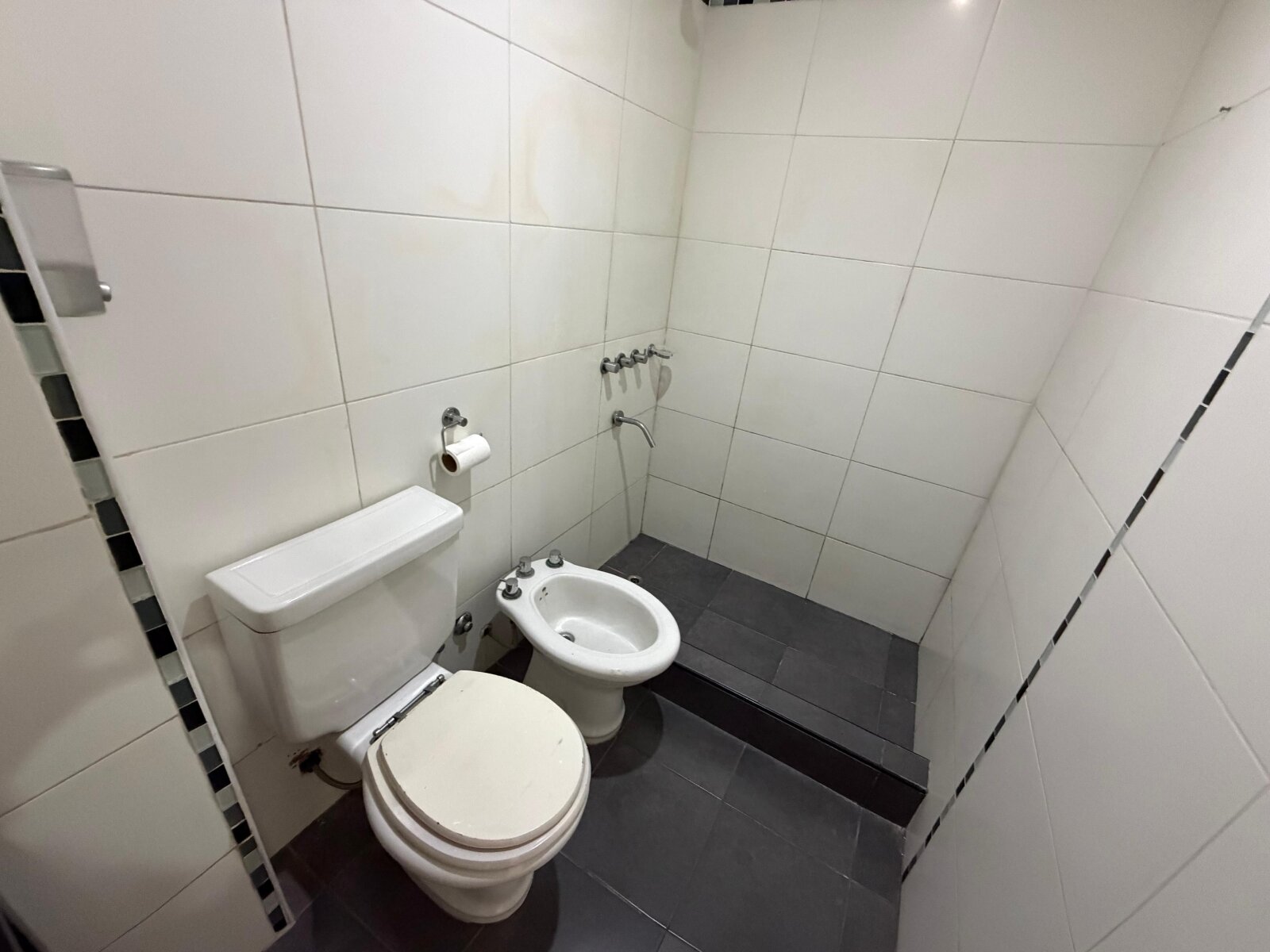Hermoso departamento de 2 ambientes en PB con Patio y Jardín - 17