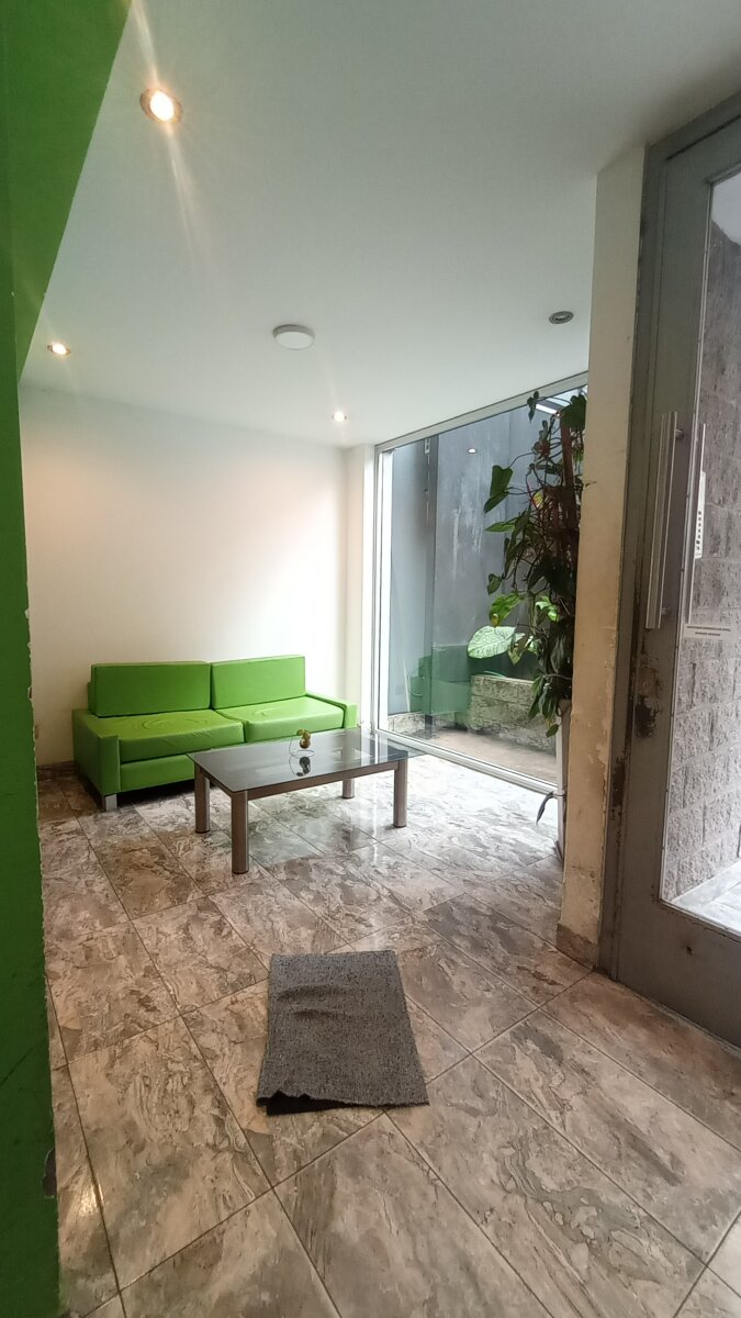 Departamento 2 ambientes en venta Moron - 8