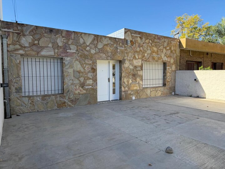 Casas - Capitan Bermudez - Venta