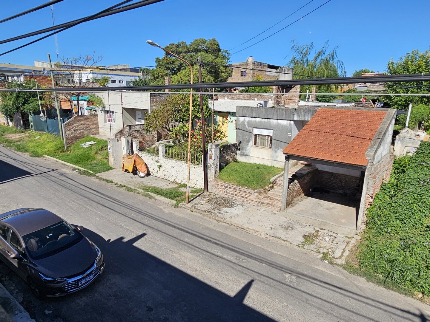 VENTA | Conjunto de viviendas y local comercial sobre amplio terreno! Abasolo, entre Berutti y Passo - 33