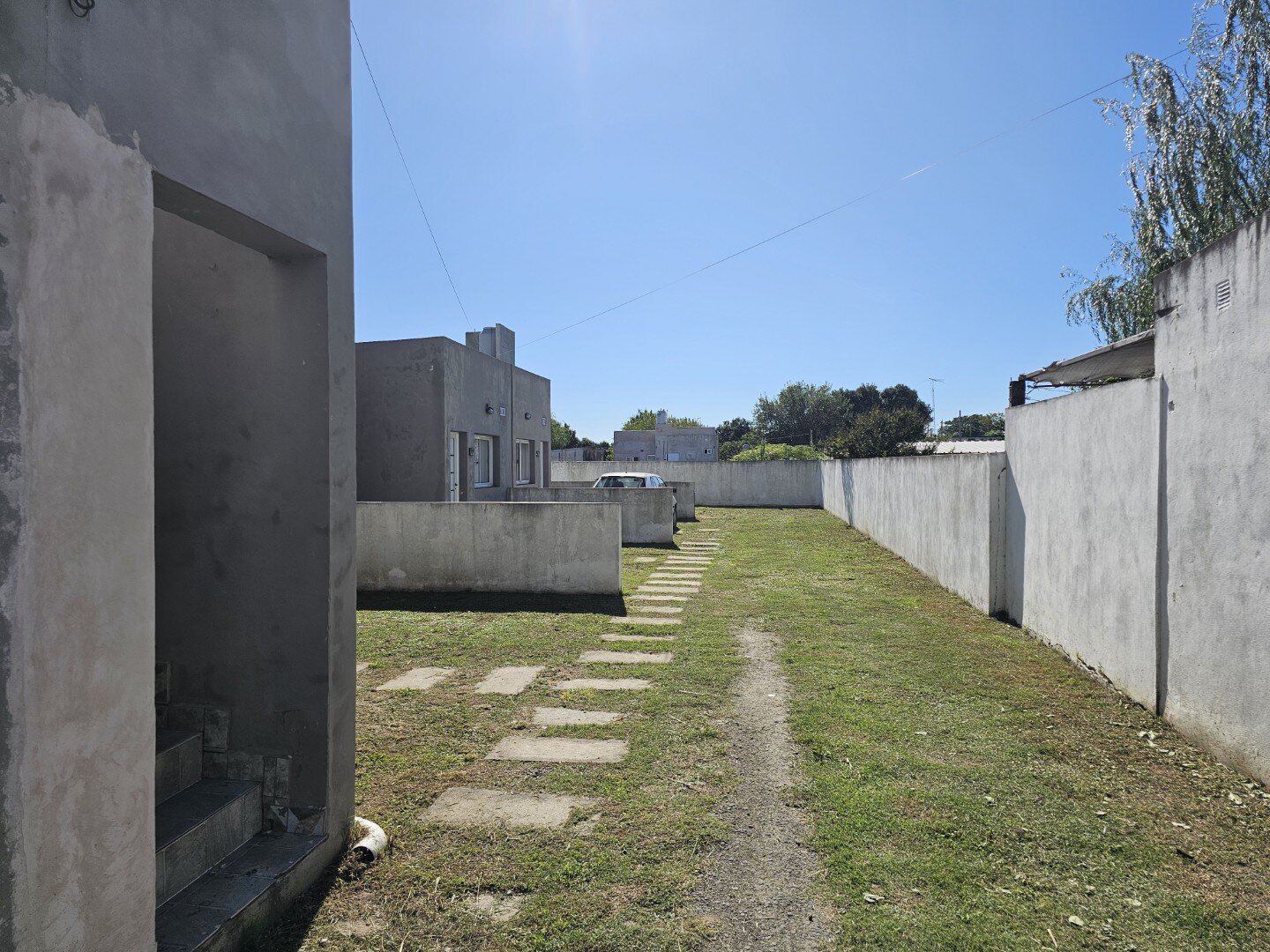 VENTA | Conjunto de viviendas y local comercial sobre amplio terreno! Abasolo, entre Berutti y Passo - 38