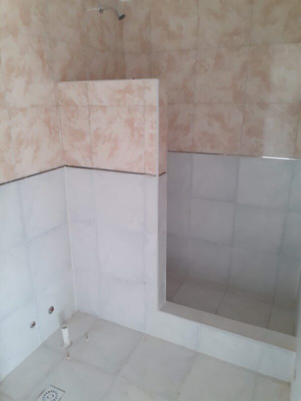 VENTA | Conjunto de viviendas y local comercial sobre amplio terreno! Abasolo, entre Berutti y Passo - 49