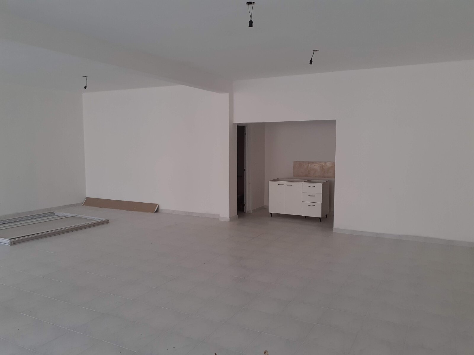 VENTA | Conjunto de viviendas y local comercial sobre amplio terreno! Abasolo, entre Berutti y Passo - 62