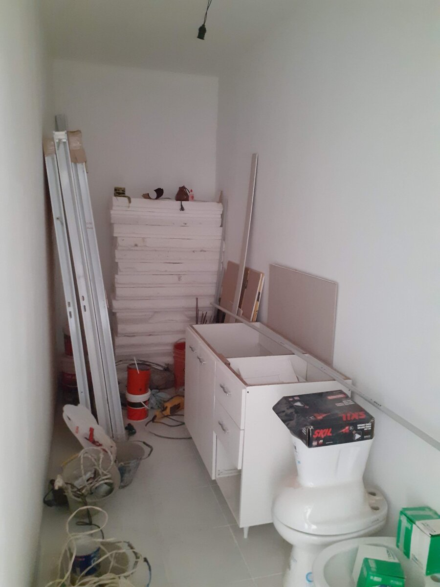 VENTA | Conjunto de viviendas y local comercial sobre amplio terreno! Abasolo, entre Berutti y Passo - 60