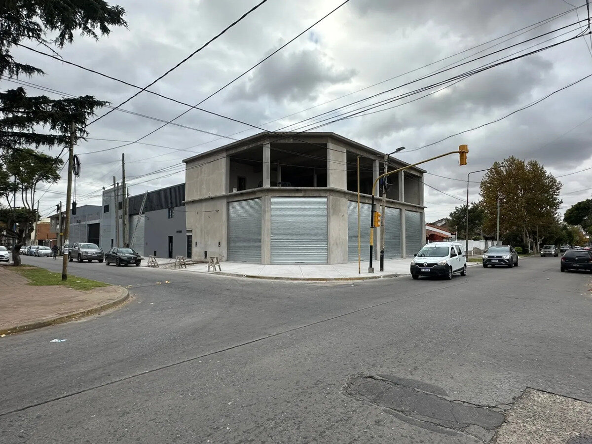 LOCAL COMERCIAL | PLANTA BAJA - 1