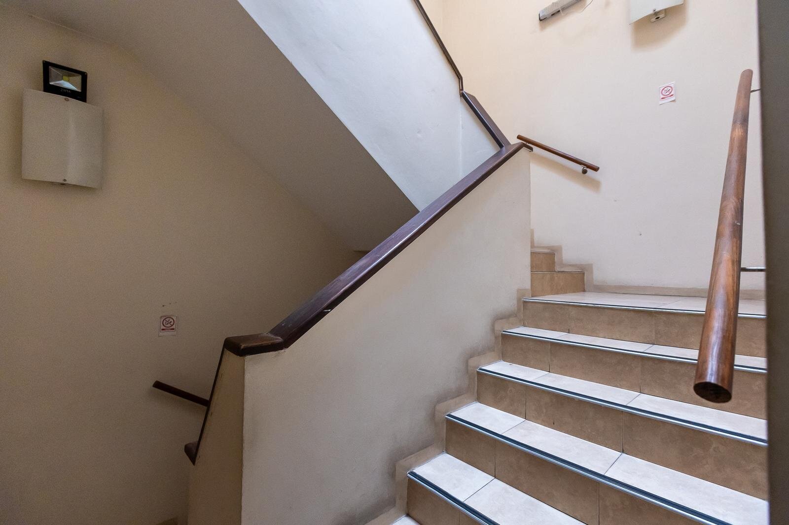 EDIFICIO EN VENTA IMPECABLE Ayacucho al 500 - 53