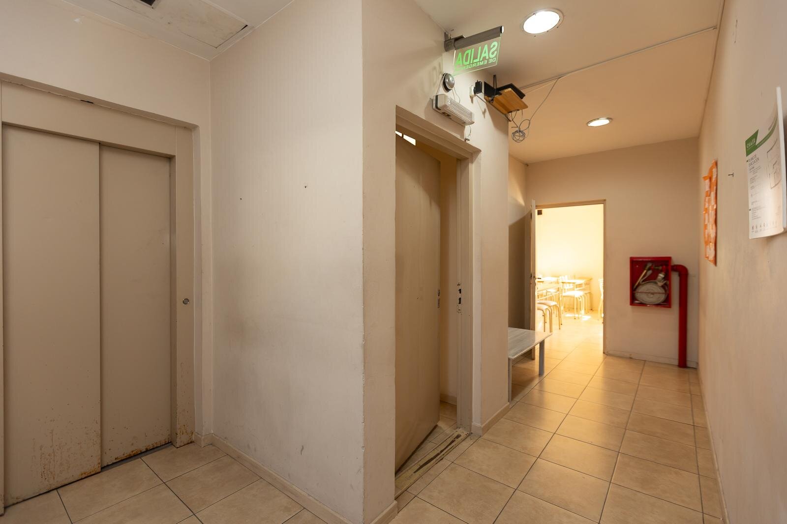 EDIFICIO EN VENTA IMPECABLE Ayacucho al 500 - 57