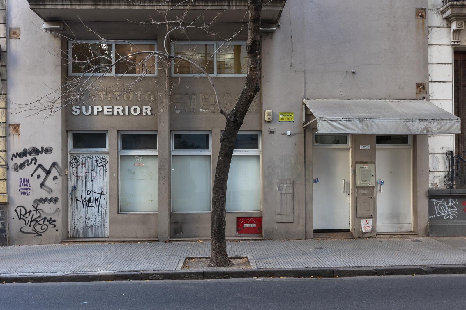 EDIFICIO EN VENTA IMPECABLE Ayacucho al 500 - 2