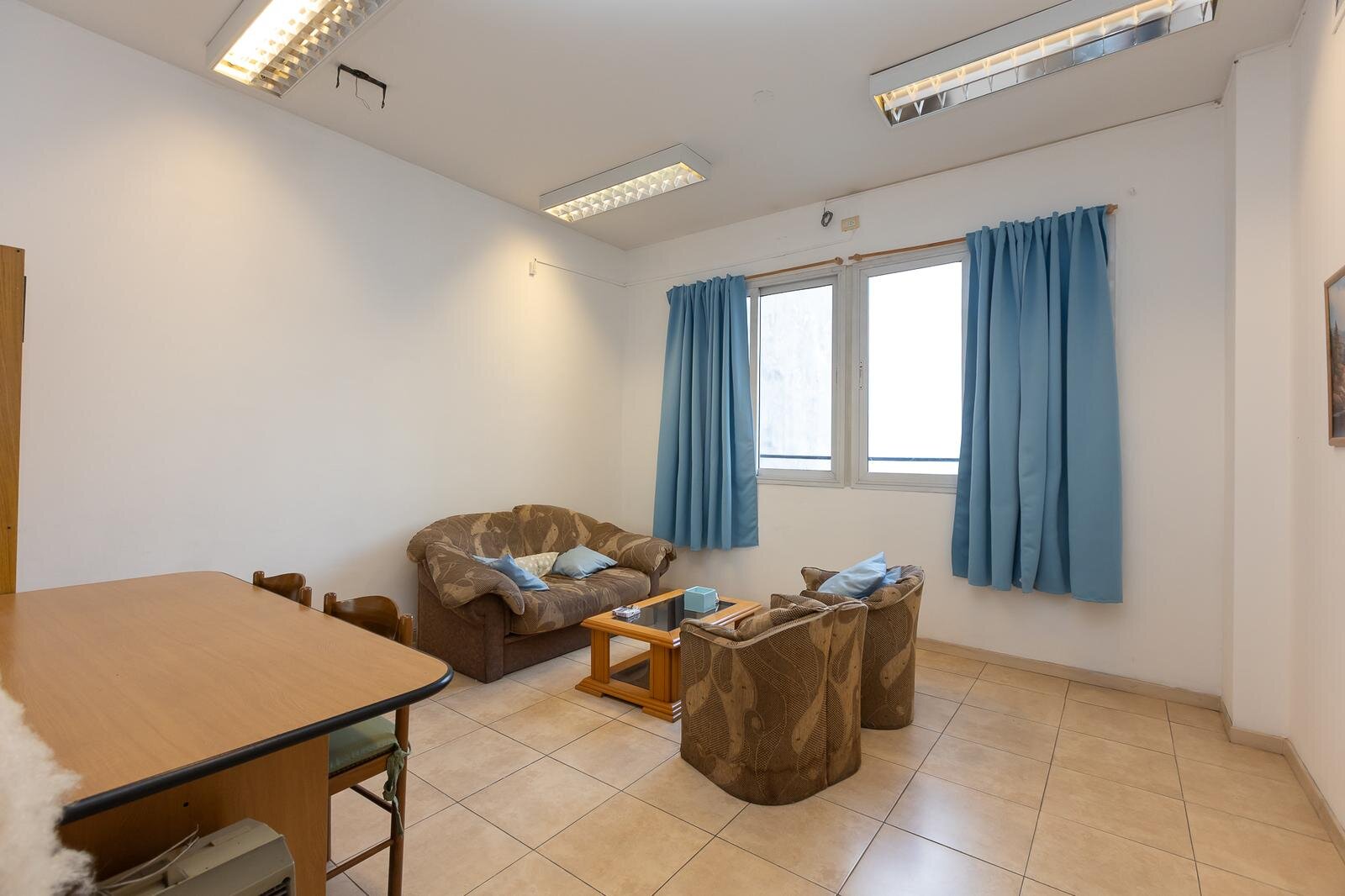 EDIFICIO EN VENTA IMPECABLE Ayacucho al 500 - 35