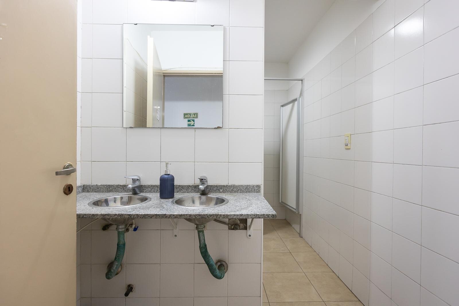 EDIFICIO EN VENTA IMPECABLE Ayacucho al 500 - 7