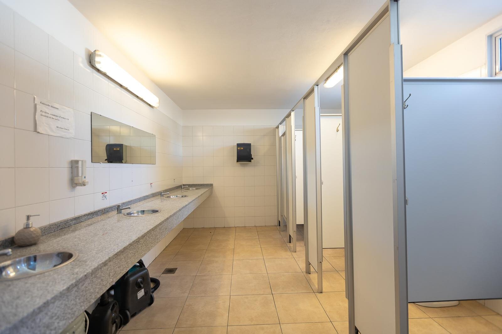EDIFICIO EN VENTA IMPECABLE Ayacucho al 500 - 61