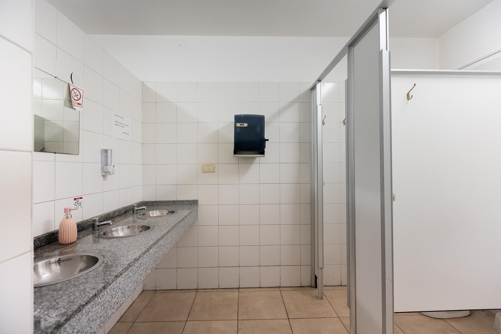 EDIFICIO EN VENTA IMPECABLE Ayacucho al 500 - 25