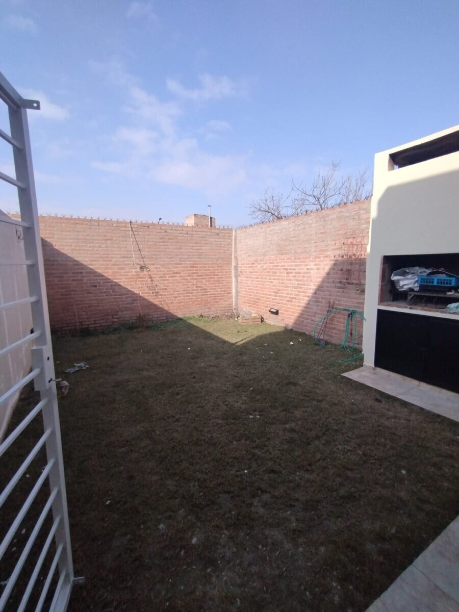 DUPLEX EN ALQUILER EN HOUSING SIN EXPENSAS "LOR LIRIOS" - Imagen 15