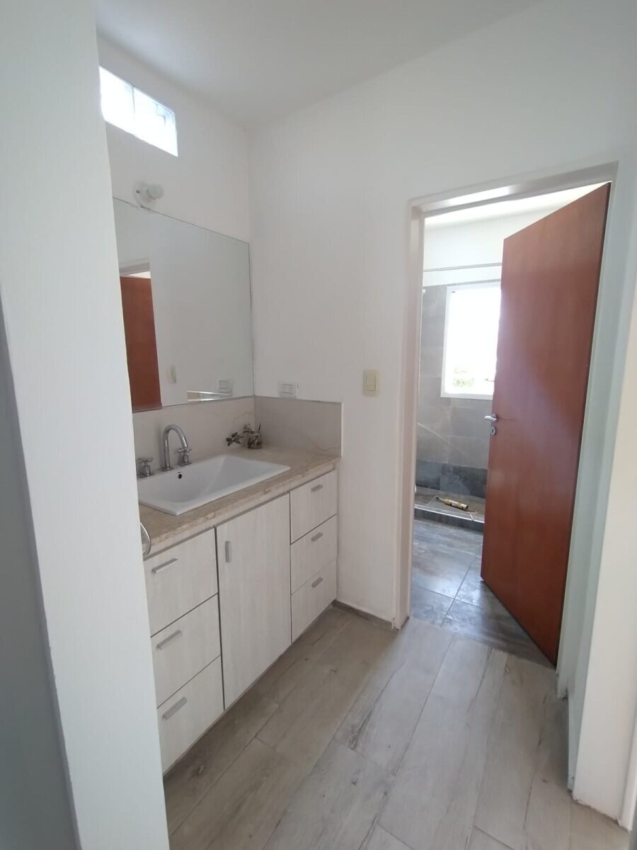 DUPLEX EN ALQUILER EN HOUSING SIN EXPENSAS "LOR LIRIOS" - Imagen 5