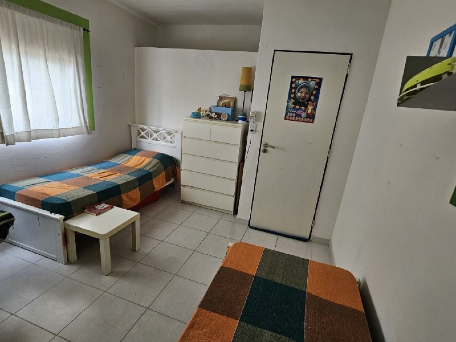 Casa de 3 dormitorios, 2 baños! Cochera, patio con pileta y todos los servicios! Cuneo entre/Junín y Guemes - 14