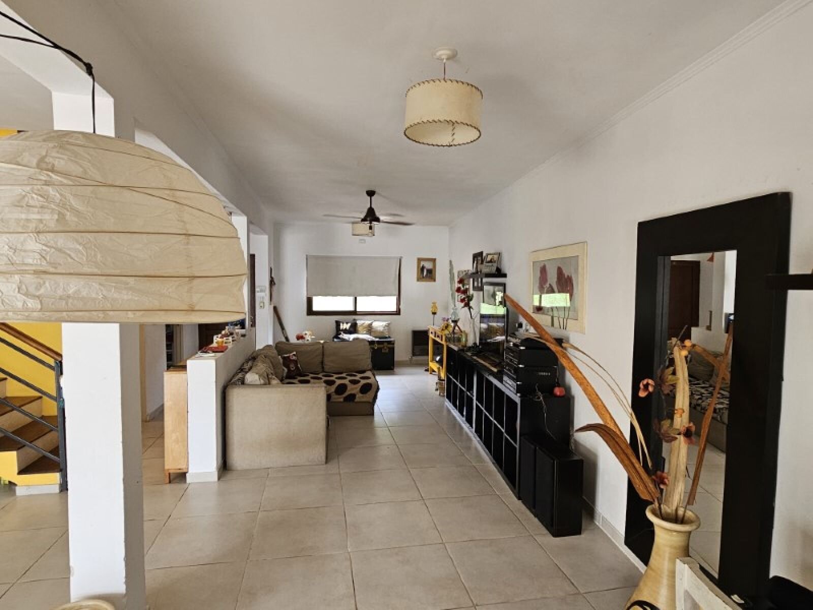 Casa de 3 dormitorios, 2 baños! Cochera, patio con pileta y todos los servicios! Cuneo entre/Junín y Guemes - 8