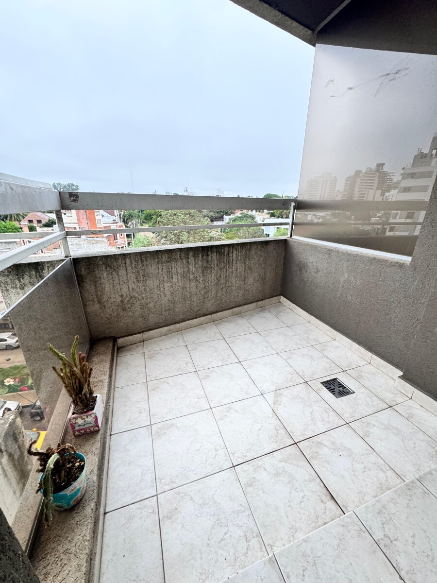  OPORTUNIDAD: Departamento 1 Dormitorio con Balcón y Quincho en el centro - Imagen 6