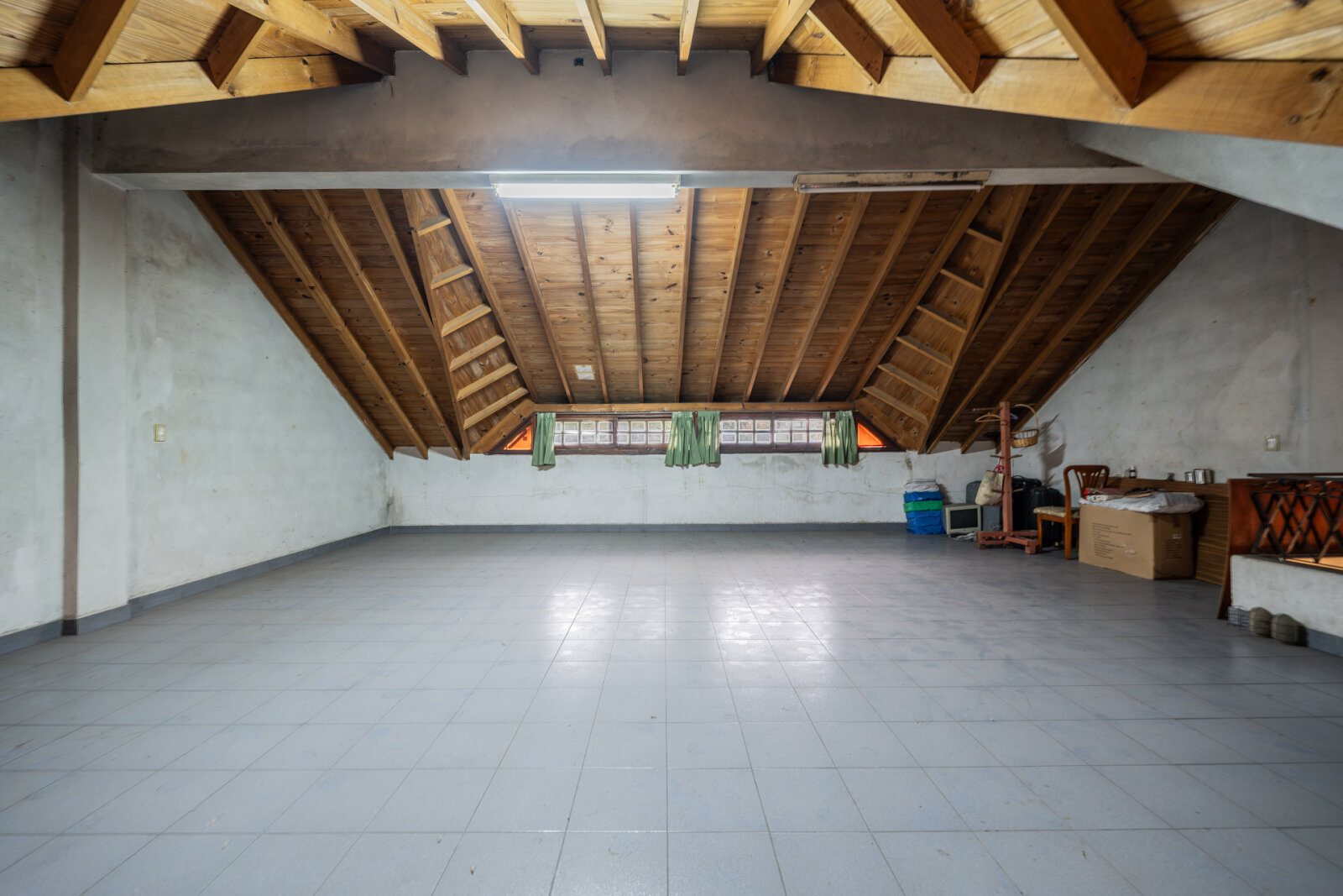 Casa | 7 ambientes | 3 plantas | piscina | San Justo Centro - 32